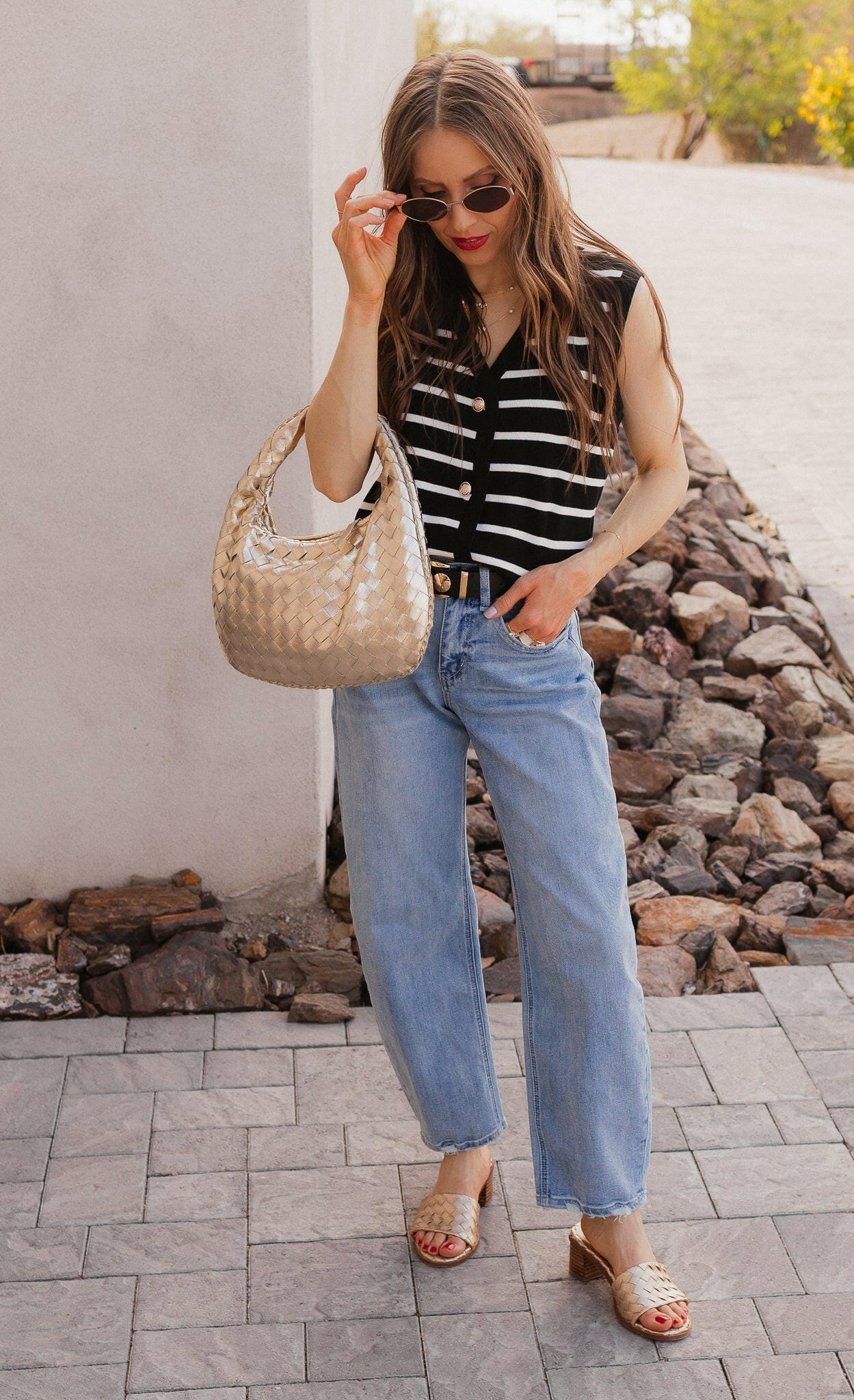 White Knit Striped Button-Front V-Neck Tank Top - Image 31